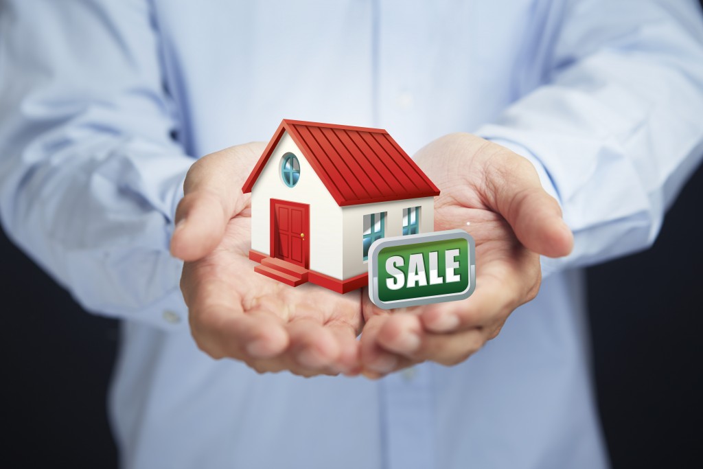 Guide to Sell Your Old Home Faster